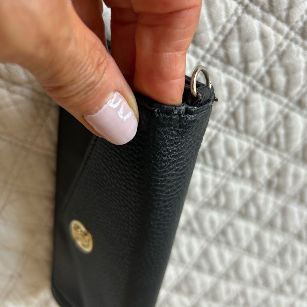 Bandolino Black Wallet with Gold Button - Picture 12 of 13